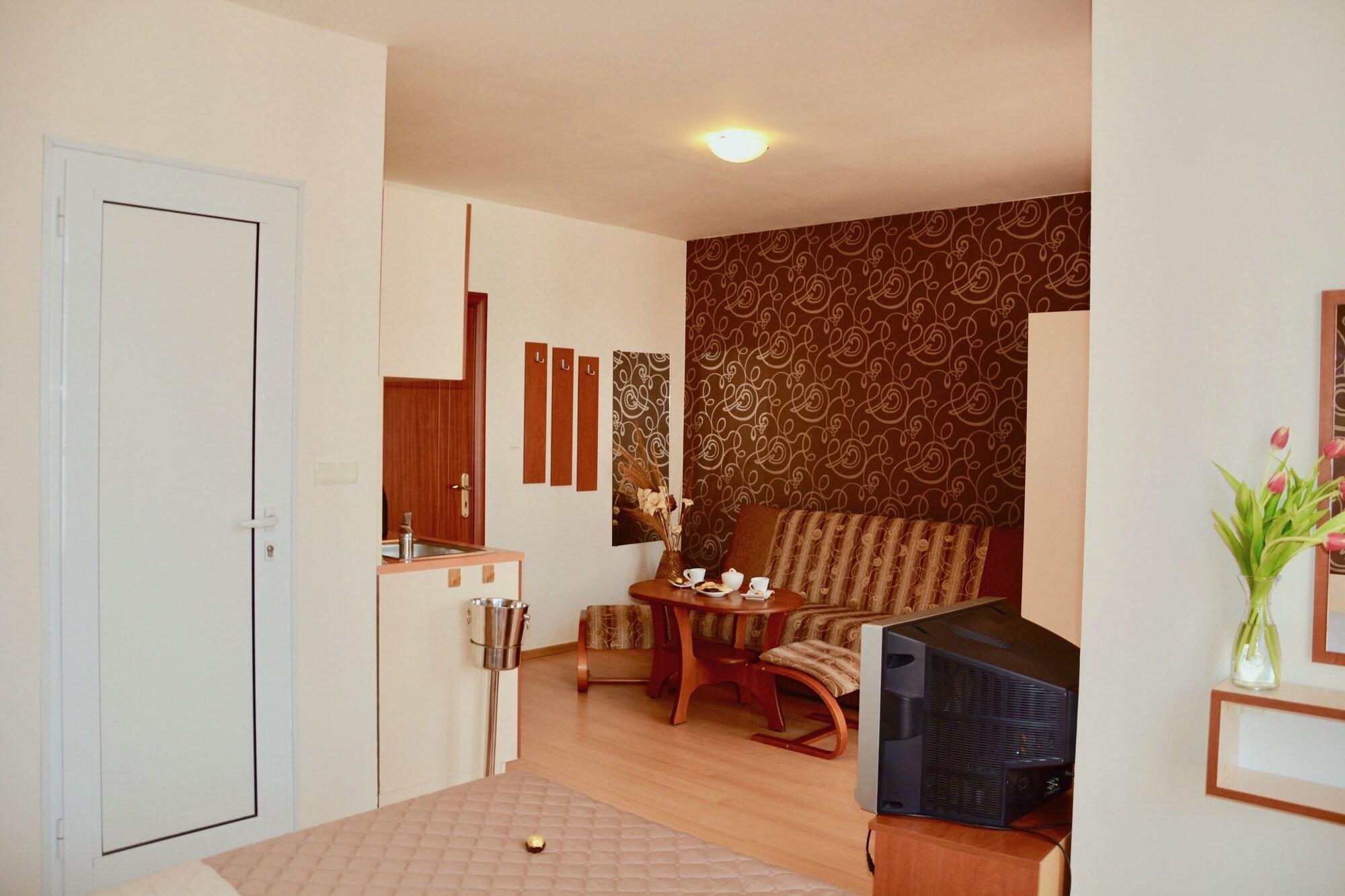 Rainbow 2 Holiday Complex Sunny Beach Dış mekan fotoğraf