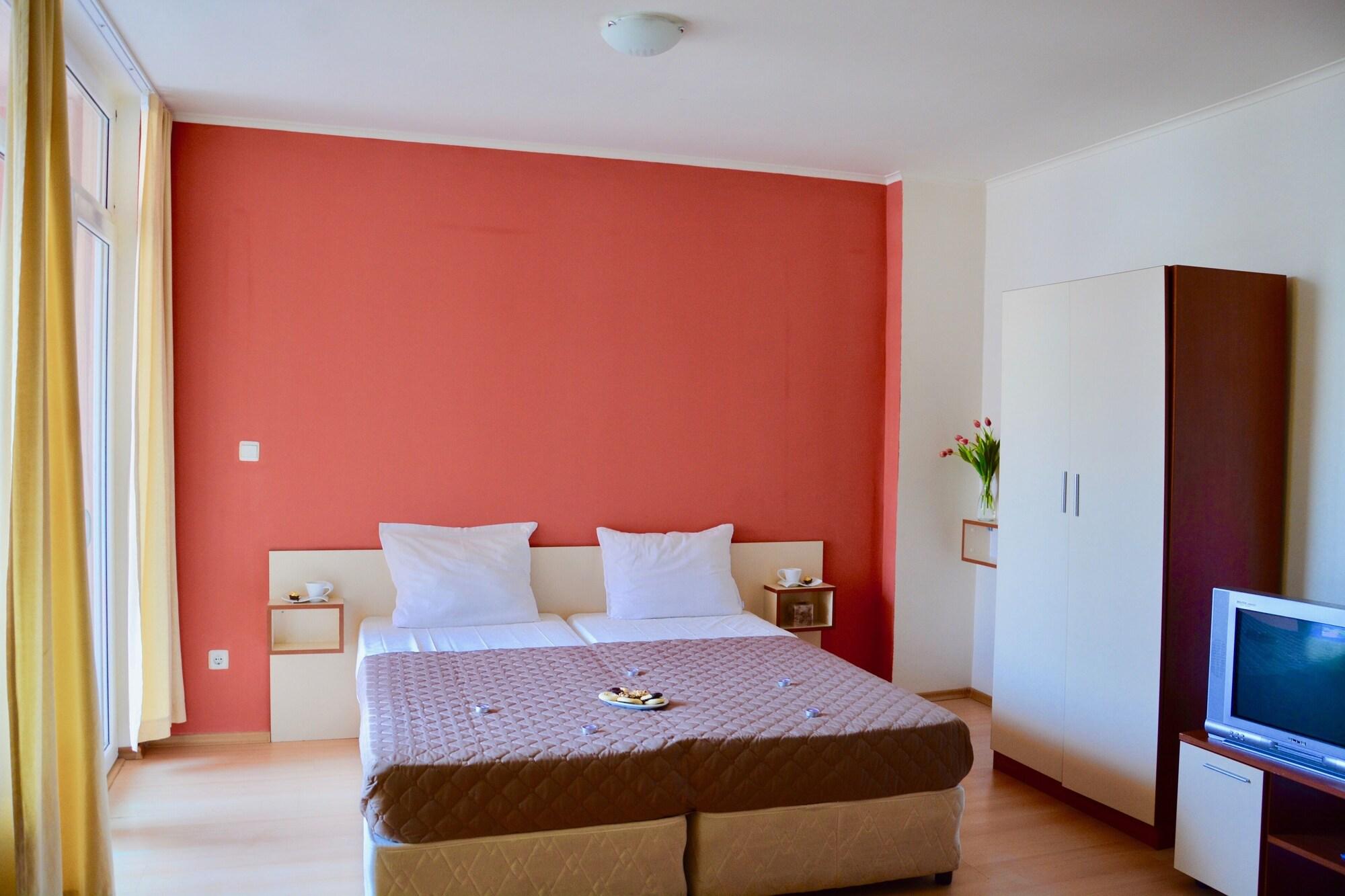 Rainbow 2 Holiday Complex Sunny Beach Dış mekan fotoğraf